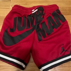 Boy 4t-5t Jordon shorts